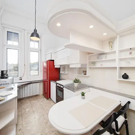 Liberty 2 -panoramic L * Boedapest