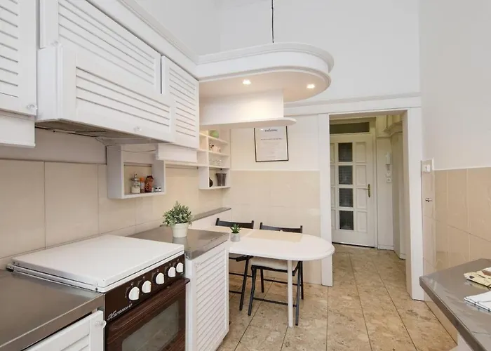 Liberty 2 -panoramic L Daire *